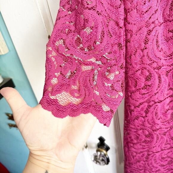 Garnet Hill Burgundy Lace Sheath Dress 3/4 Sleeve Scalloped Hemline 2 Classy - Picture 5 of 13